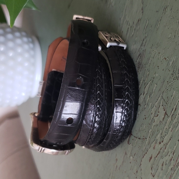 Vintage Black Leather Embossed Silver Belt - Picture 2 of 6